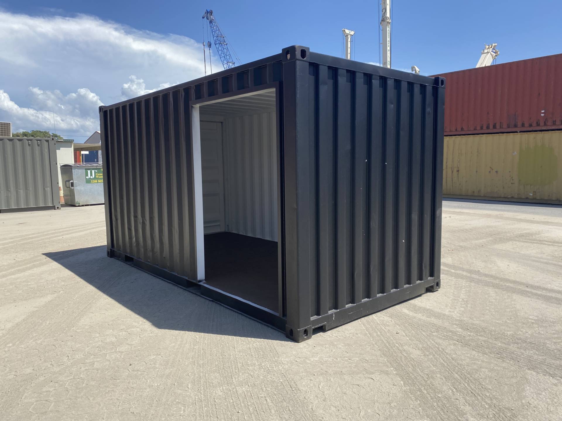 are shipping containers hot?