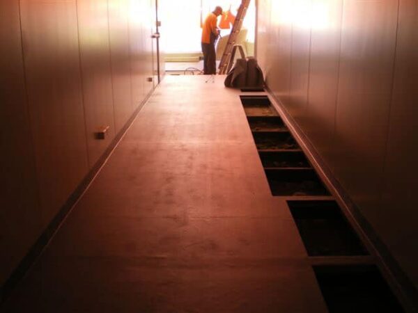 Switch Rooms - Image 6