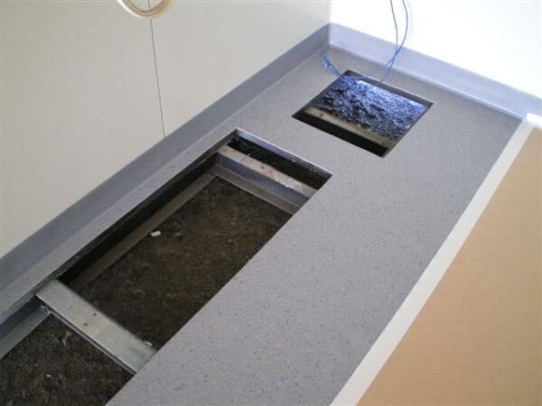 Switch Rooms - Image 5